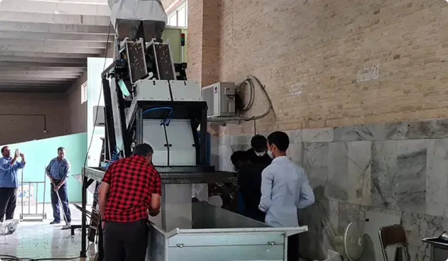 نصب دستگاه سورتر دو شوت پسته - کرمان- تیرماه ۱۴۰۰